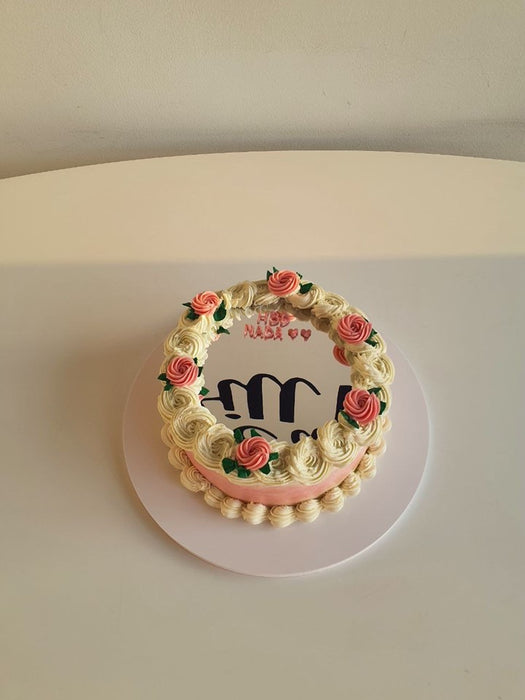 Mirror selfie cake