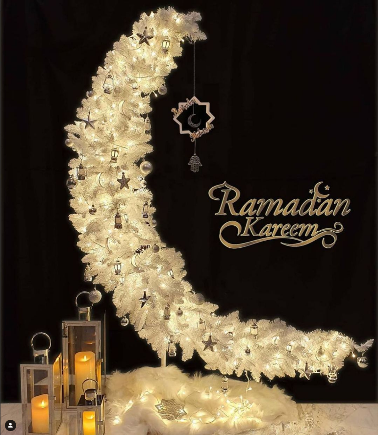 Ramadan Crescent – White