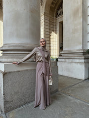 Yasmina Palazzo set
