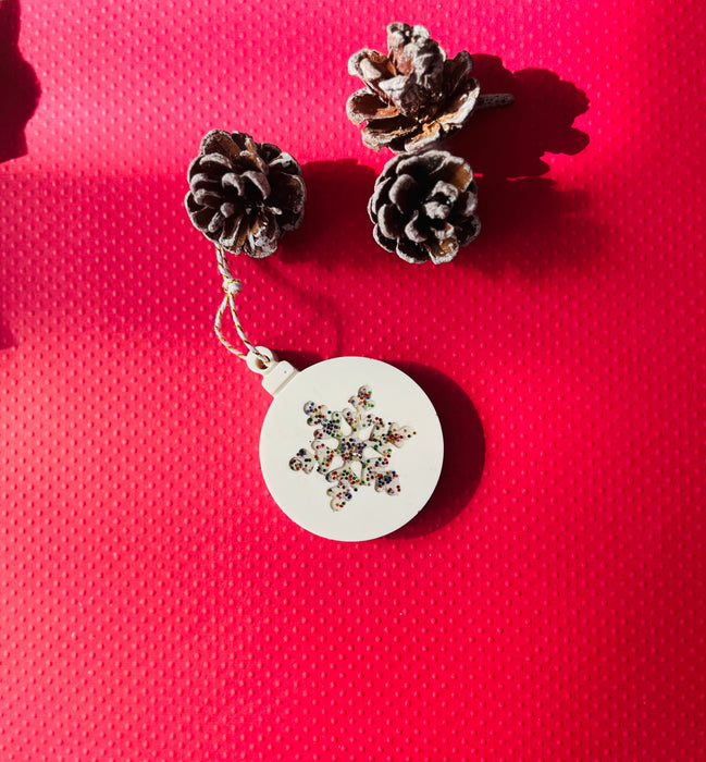 Festive ornament