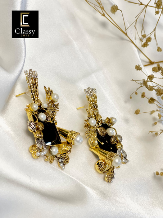 Majestic Gold Studs