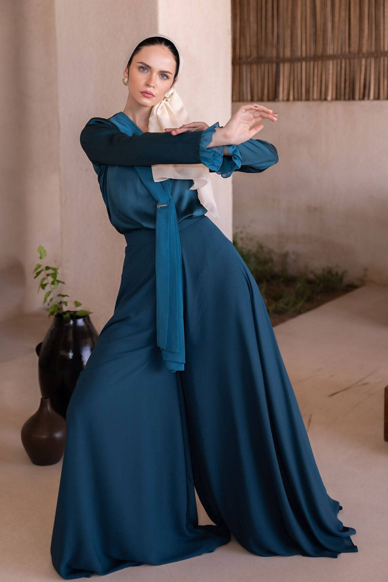 Yasmina Palazzo set