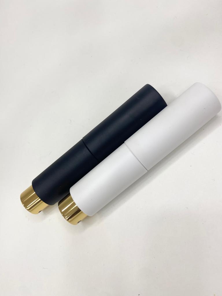 Portable spray bottle - Bloom O&G