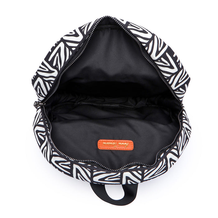 Backpack W&B