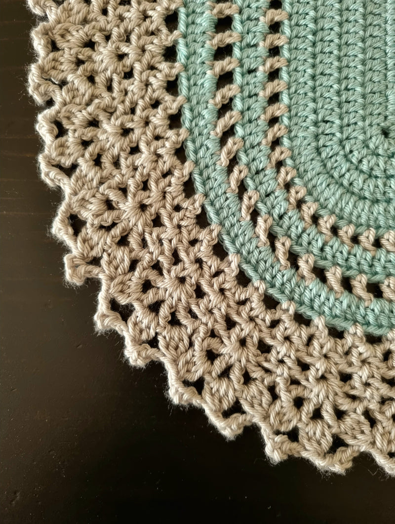 Onyx Oval Placemat
