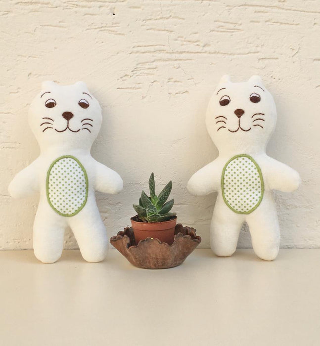 Velur Cat